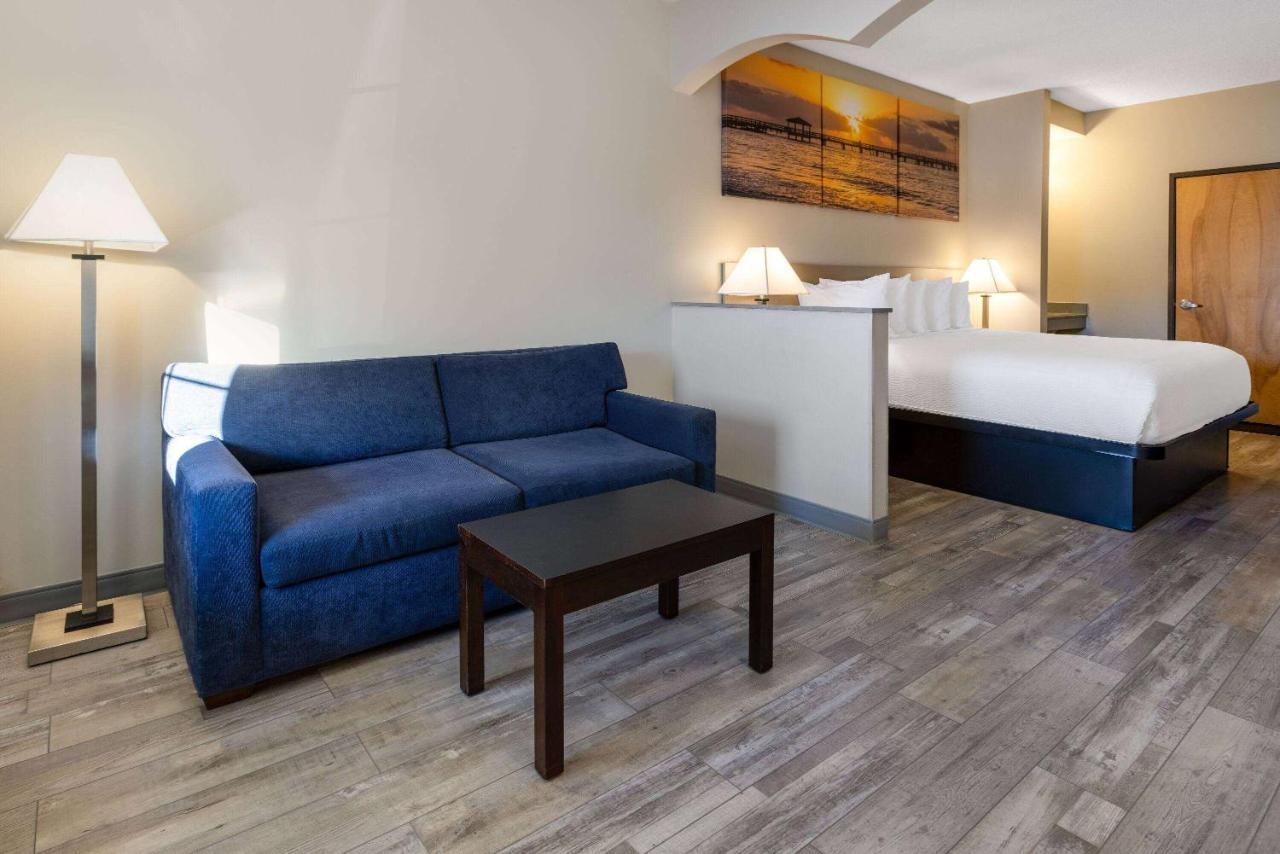 Days Inn & Suites By Wyndham Cherry Hill - Philadelphia Exteriör bild