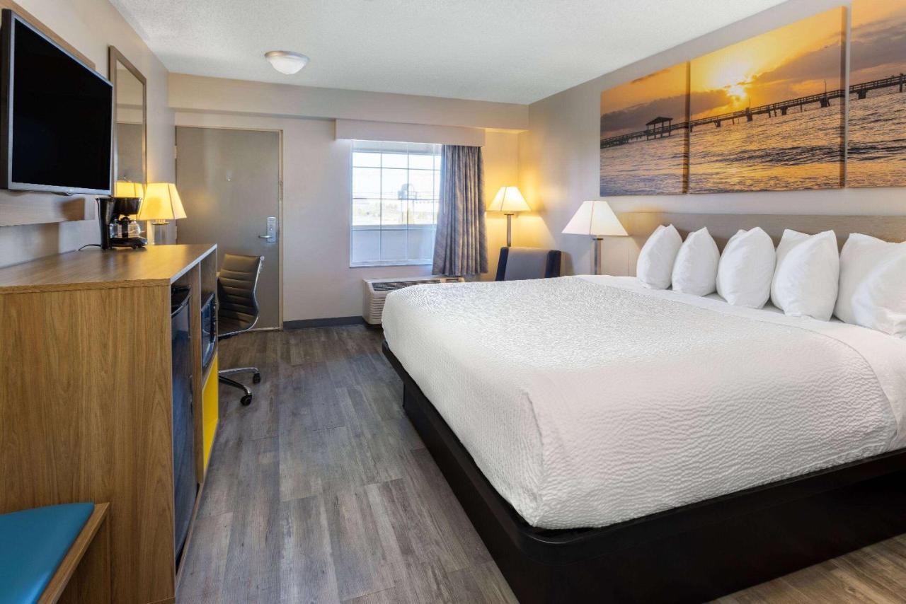 Days Inn & Suites By Wyndham Cherry Hill - Philadelphia Exteriör bild