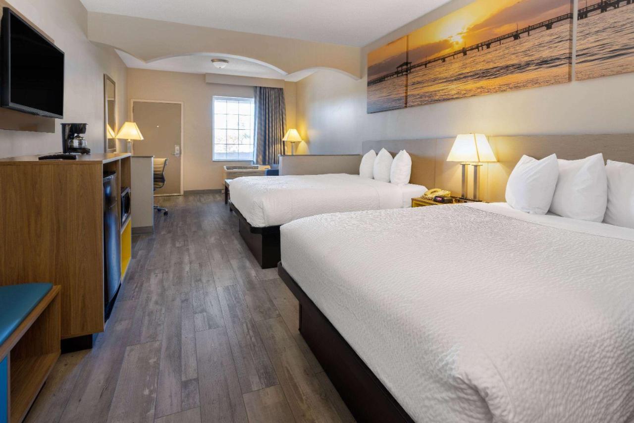 Days Inn & Suites By Wyndham Cherry Hill - Philadelphia Exteriör bild
