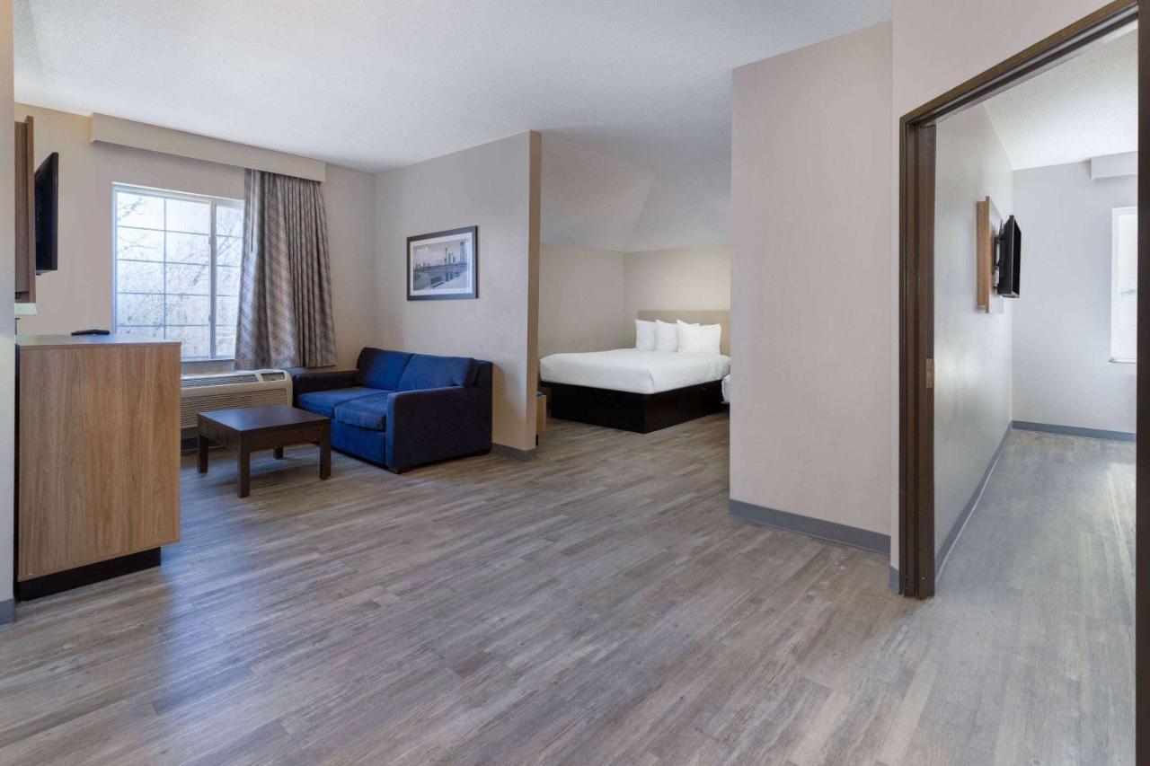 Days Inn & Suites By Wyndham Cherry Hill - Philadelphia Exteriör bild