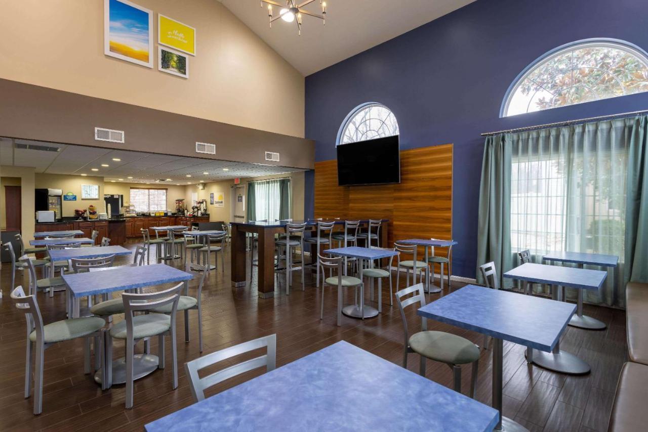 Days Inn & Suites By Wyndham Cherry Hill - Philadelphia Exteriör bild