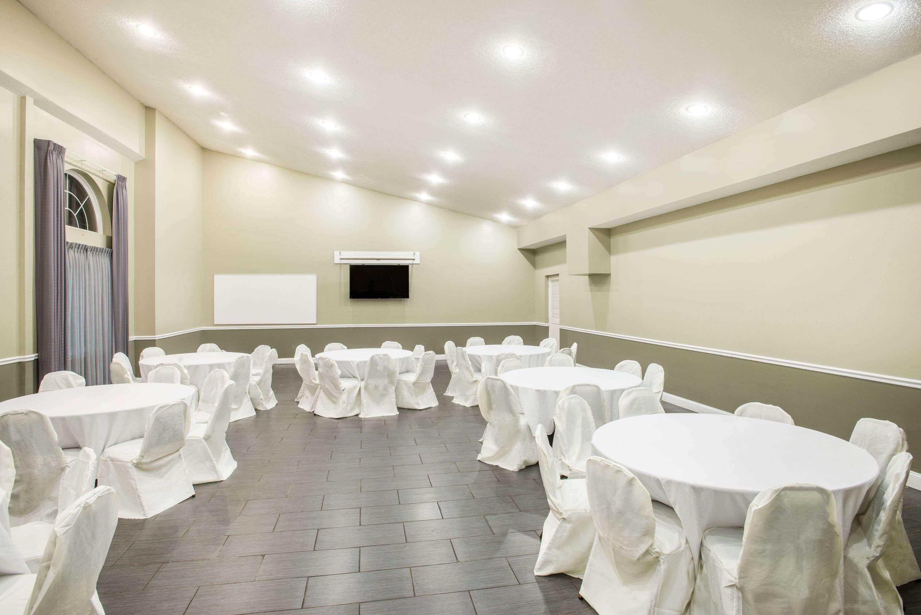 Days Inn & Suites By Wyndham Cherry Hill - Philadelphia Exteriör bild